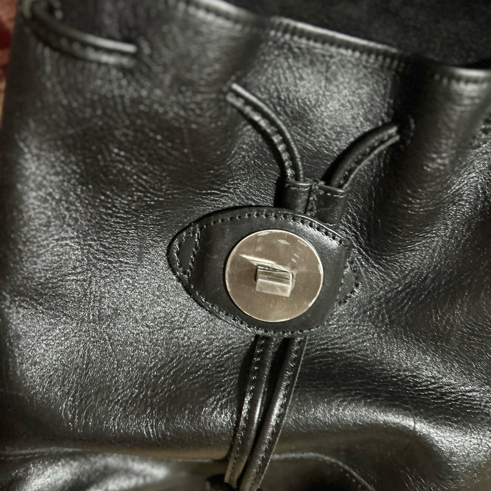 Patricia Nash backpack style purse - Picture 3 of 6
